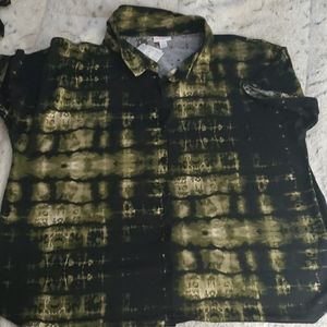 Lula Roe Charlie Button down blouse